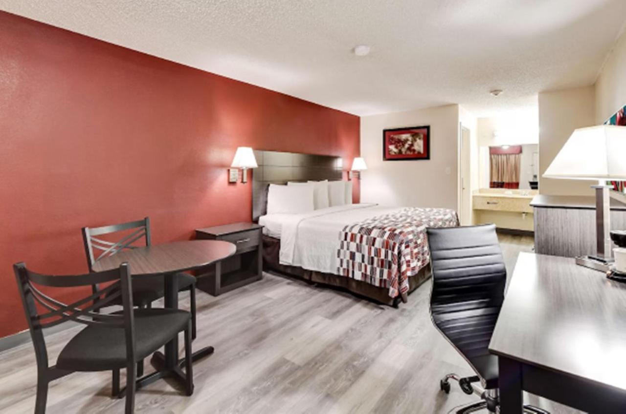 American Inn คอร์สิคานา ภายนอก รูปภาพ