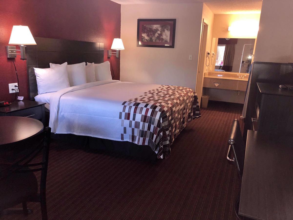 American Inn คอร์สิคานา ภายนอก รูปภาพ